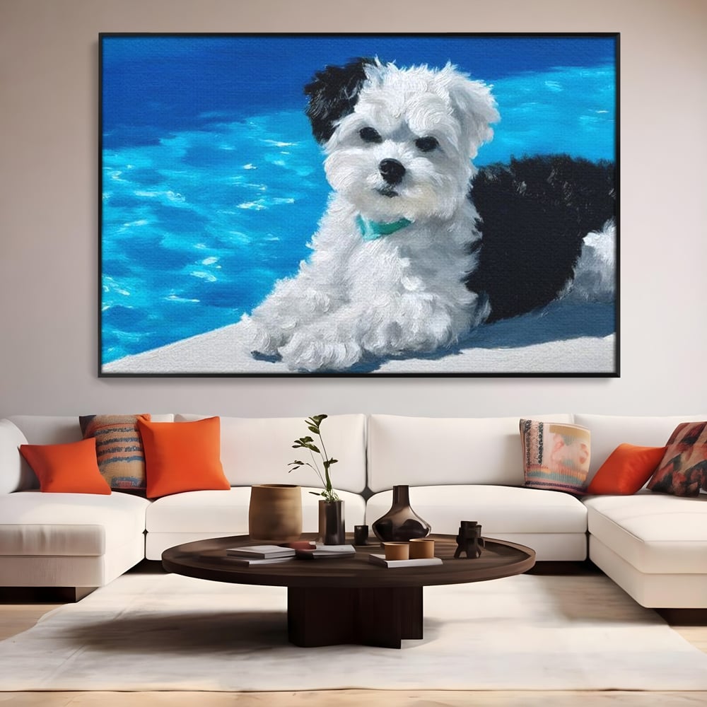 Tablou canvas cu pictura cu catel pufos langa piscina, in rama de aluminiu negru, pe perete intr-un living